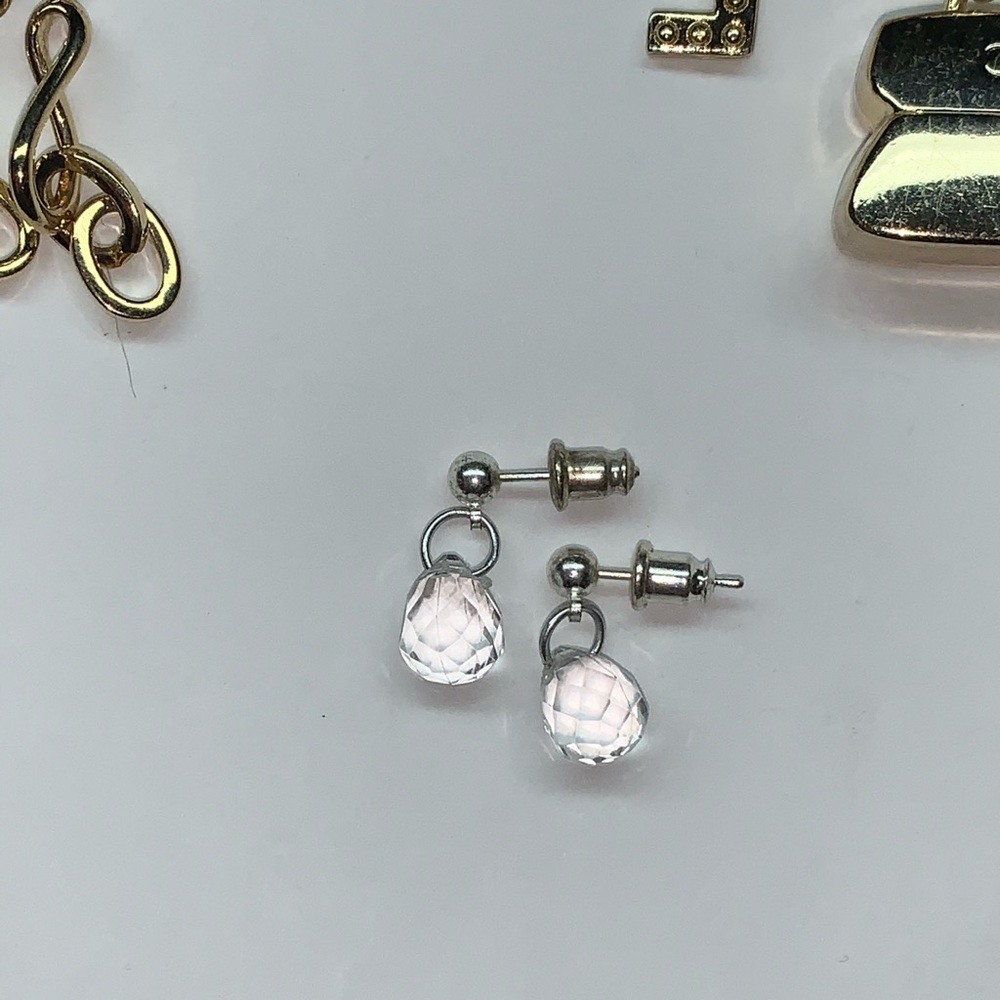 Gold Charm Keychain - Picture 4 of 4